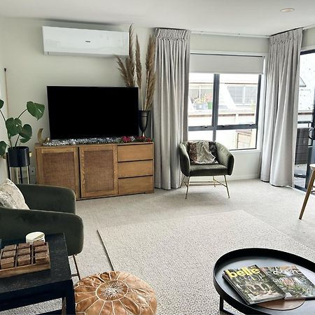 Luxury Retreat Ultimate Location - 2 Bedrooms 2 Bathrooms Маунт-Маунгани Экстерьер фото